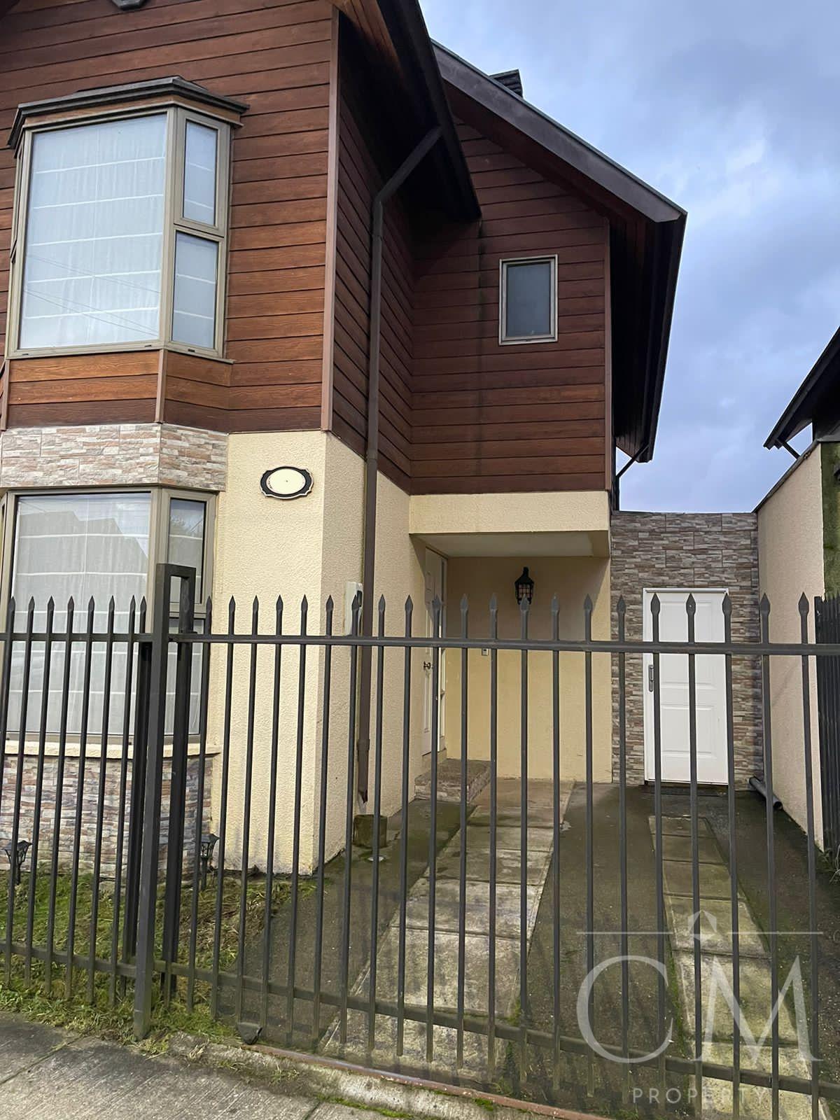 Excelente Casa en Bosque Sur