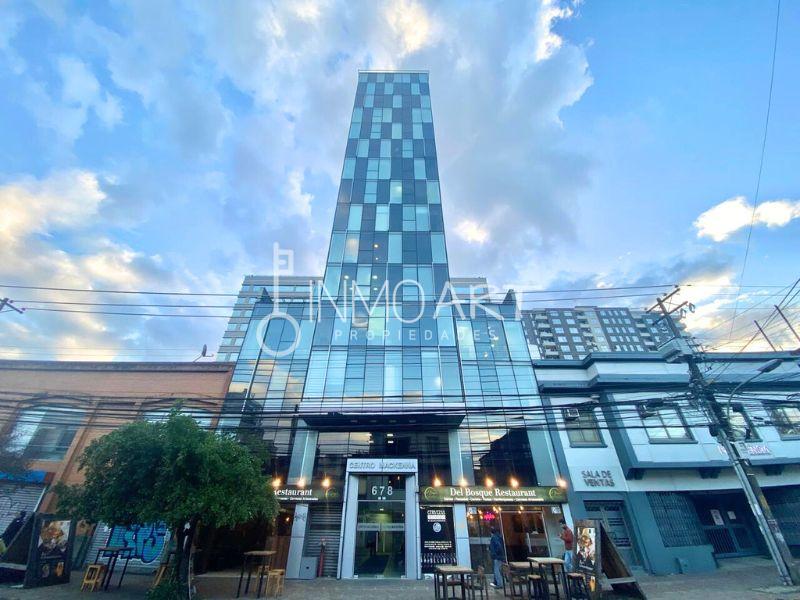 Arriendo Oficina en calle Vicuña Mackena