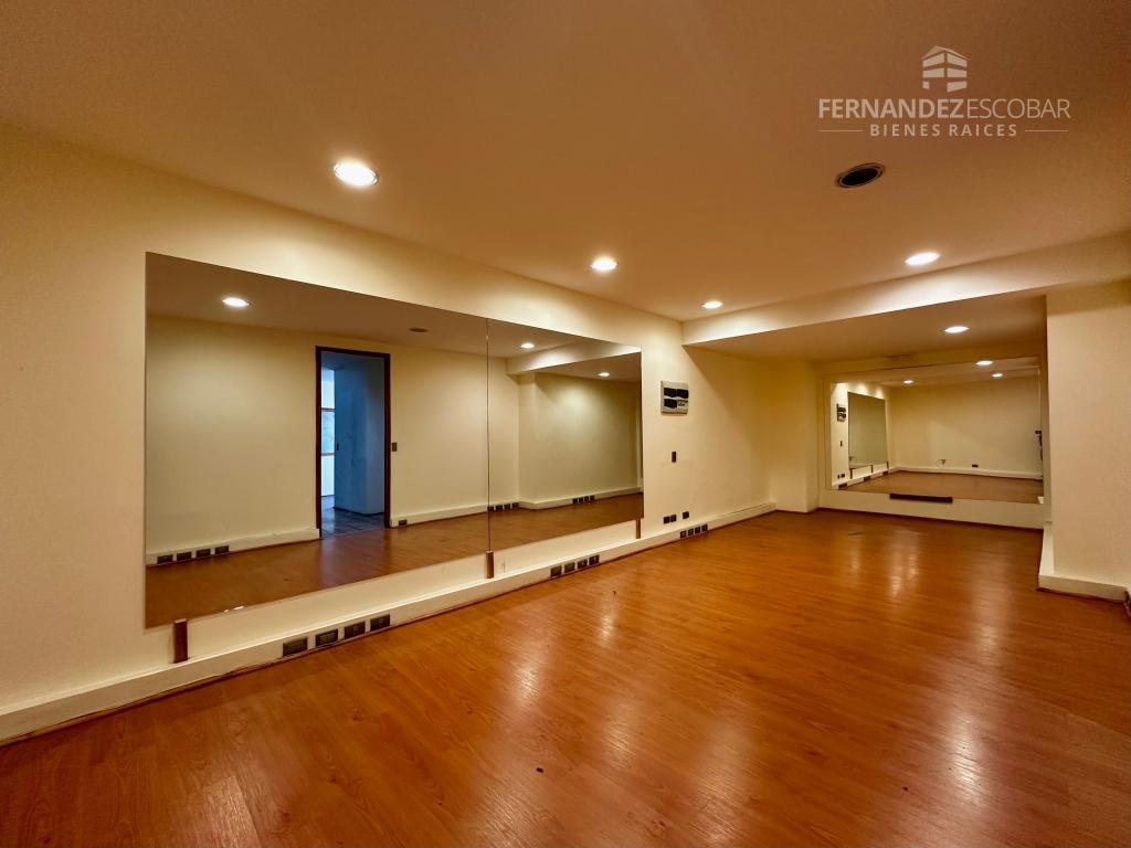 REÑACA - ARRIENDA GRAN LOCAL DE 234m2 - PLENO CENTRO