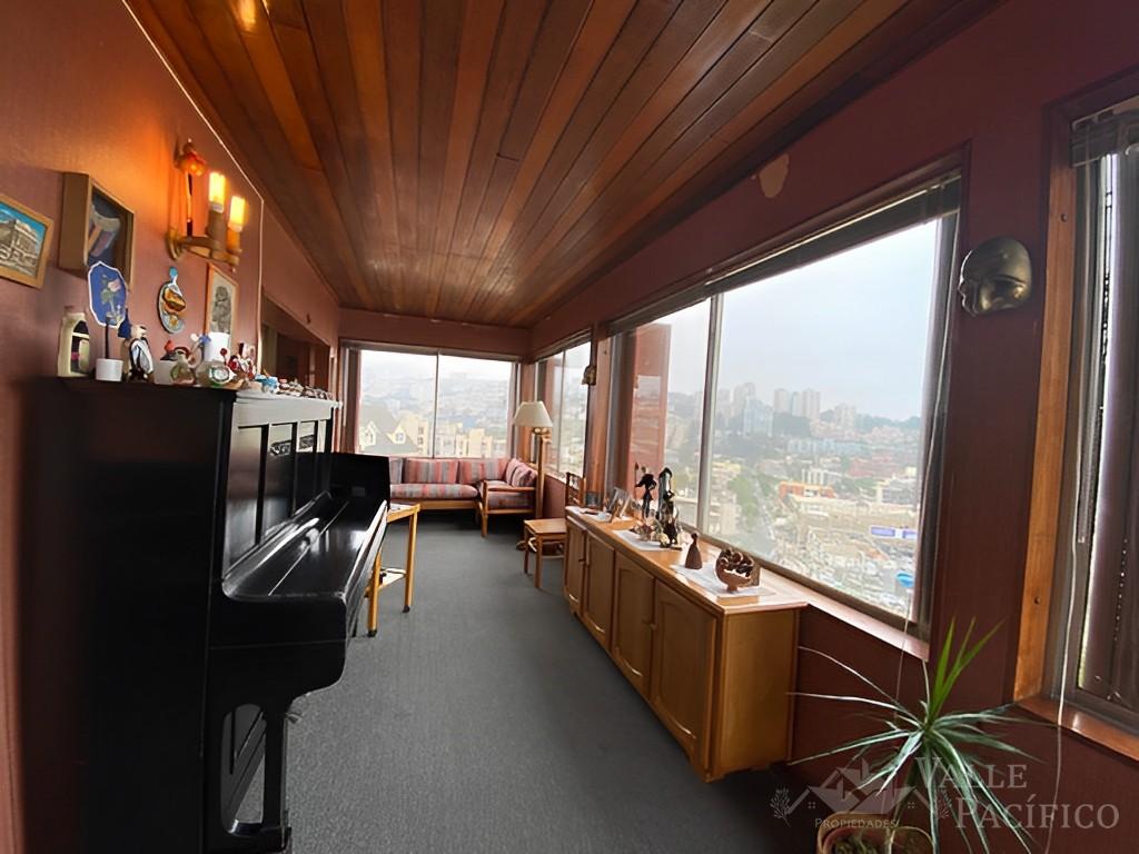 VENTA CASA DE 3 PISOS EN REÑACA CON VISTA AL MAR 6D - 4B