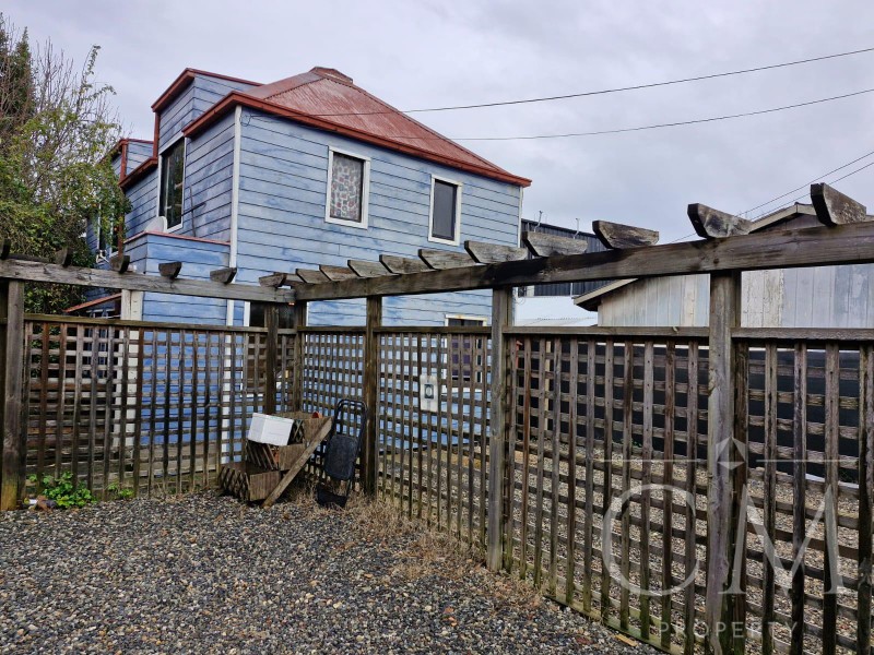 SE VENDE PROPIEDAD  COMERCIAL   EN SECTOR ISLA TEJA VALDIVIA