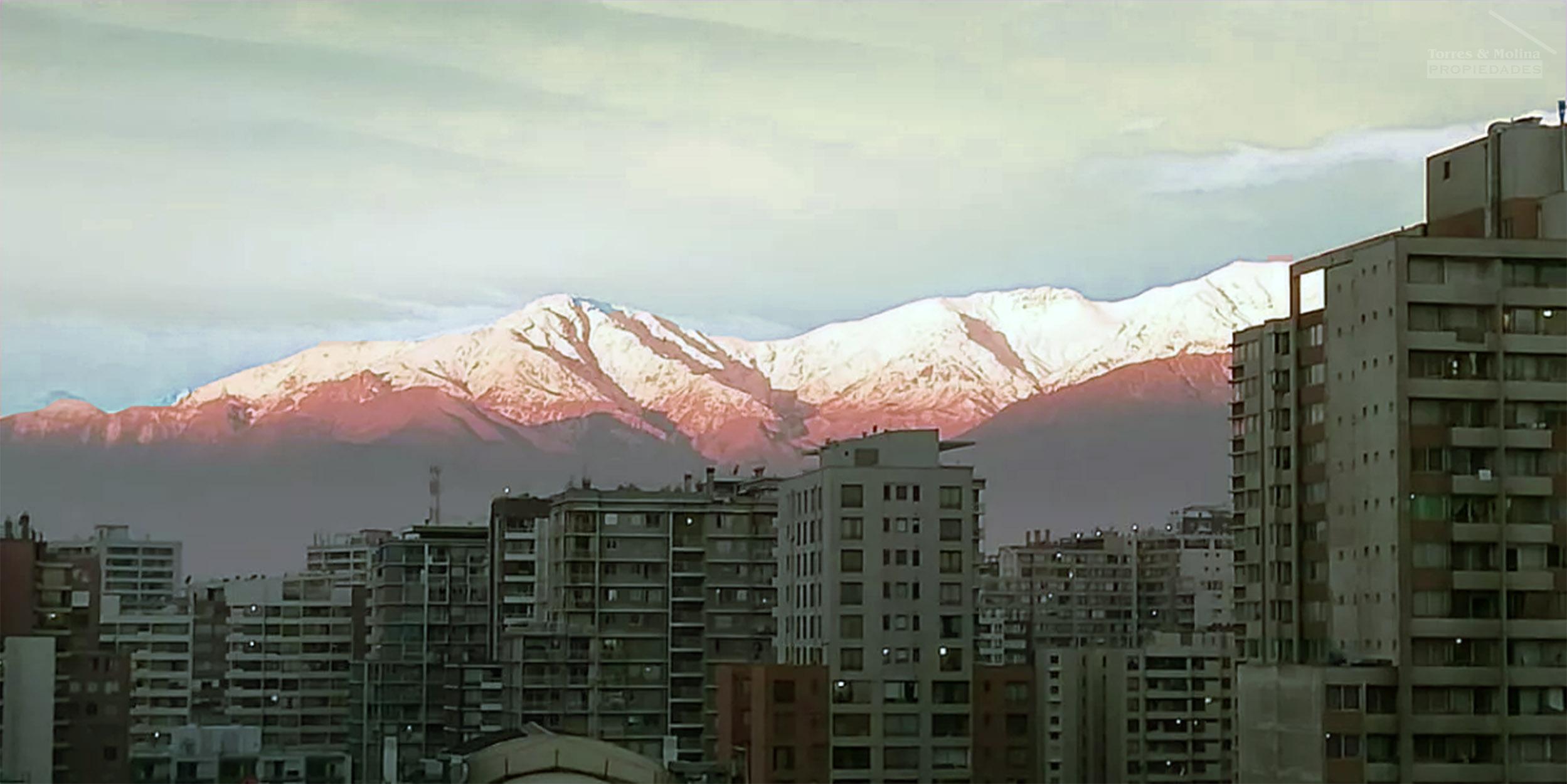 Estilo Mariposa, Vista Despejada Al Oriente