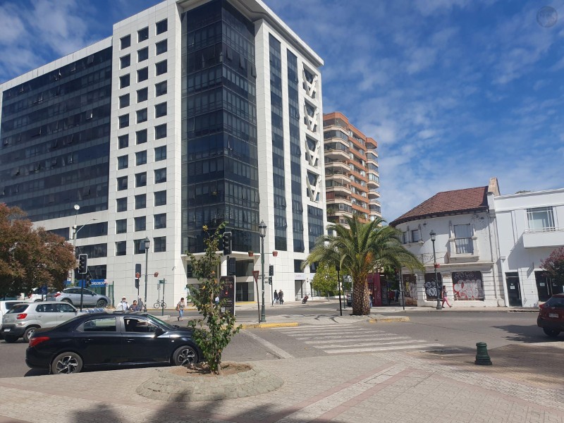 En arriendo oficina en plaza de Talca